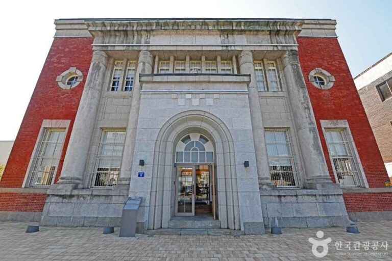 [Chungcheongnam-do] Former Gongju-eup Office (옛 공주읍사무소)