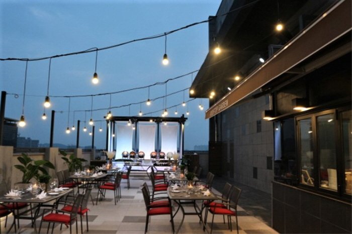 [Chungcheongnam-do] ON City Hotel / 오엔시티호텔