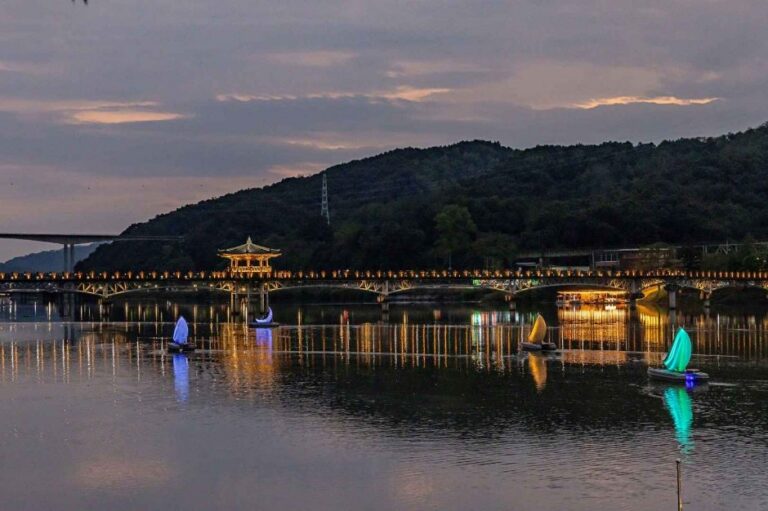 [Gyeongsangbuk-do] Woryeonggyo Bridge (월영교)