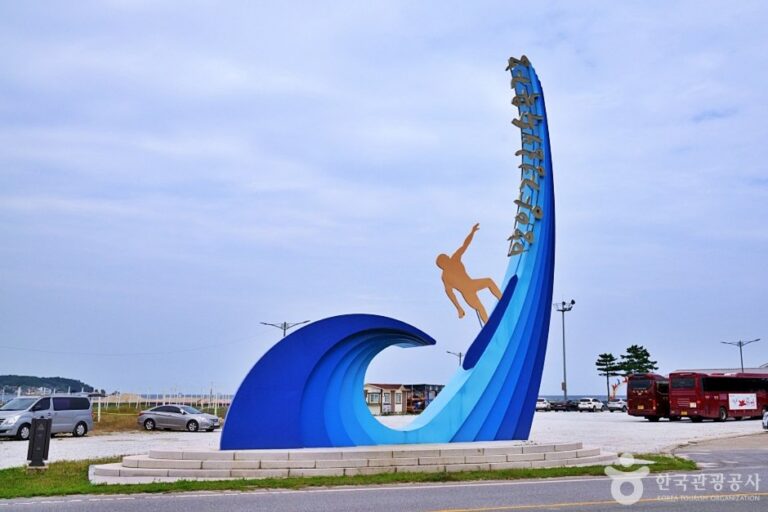 [Gyeongsangbuk-do] Mangyangjeong Beach (망양정해수욕장)