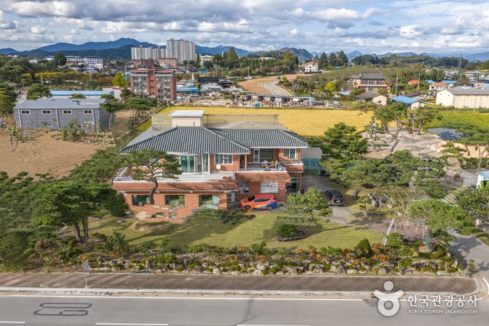 [Gyeongsangbuk-do] Hu’s Silk (허씨비단직물)