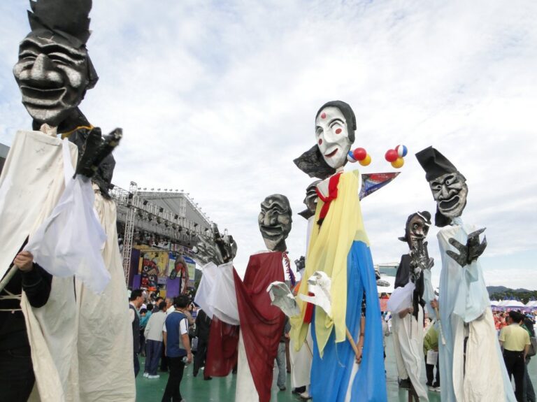 [Gyeongsangbuk-do] Andong Maskdance Festival (안동국제탈춤페스티벌)