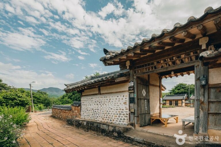 [Gyeongsangbuk-do] Jeongjae Head House (정재종택)