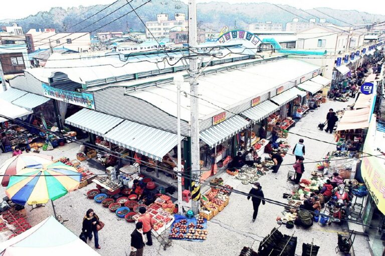 [Gyeongsangbuk-do] Uljin Bajige Market (울진 바지게시장)