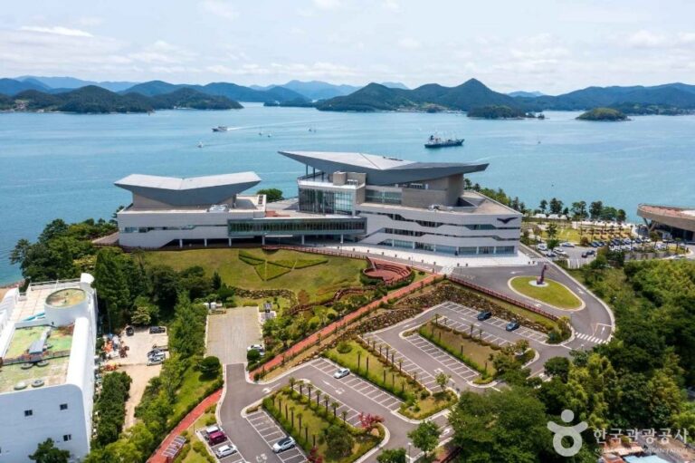 [Gyeongsangnam-do] Donam Tourist Complex (도남관광지)