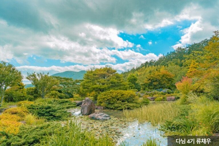 [Gyeongsangnam-do] Sanbangsan Secret Garden (산방산 비원)