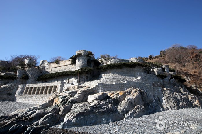 [Gyeongsangnam-do] Maemiseong Fortress (매미성)