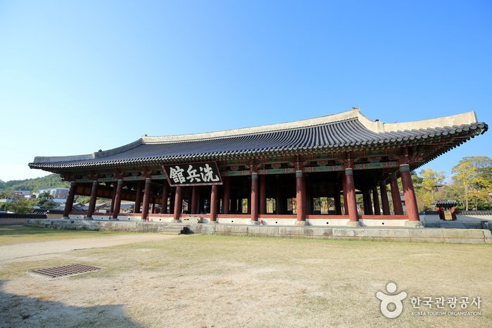 [Gyeongsangnam-do] Tongyeong Sebyeonggwan Hall (통영 세병관)