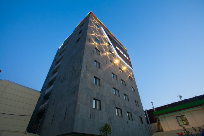 [Gyeongsangnam-do] Hotel 385 [Korea Quality] (호텔385 [한국관광 품질인증])