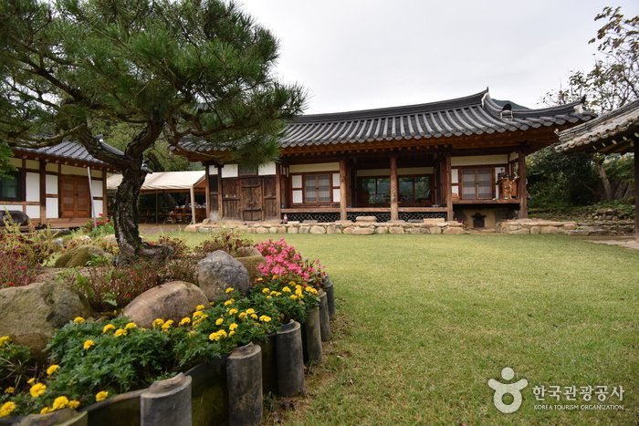 [Gyeongsangnam-do] Hyangudang (향우당)