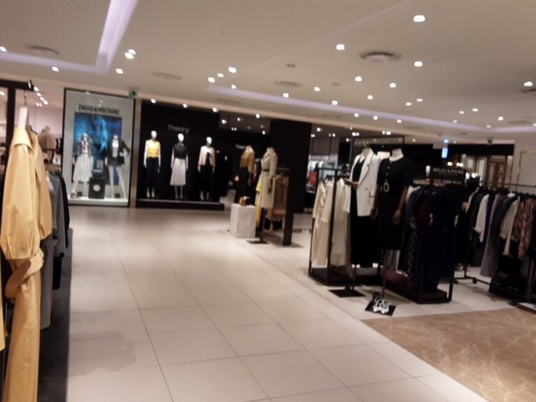 [Gyeongsangnam-do] Zadig&Voltaire – Lotte Changwon Branch [Tax Refund Shop] (ZAPIG VOLTAIRE 롯데창원)