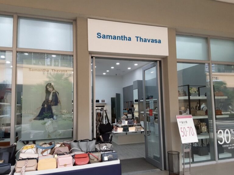 [Gyeongsangnam-do] Samantha Thavasa – Lotte Gimhae Branch [Tax Refund Shop] (사만사타바사 롯데 김해점)