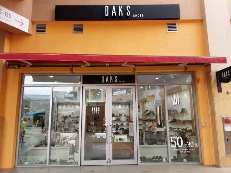 [Gyeongsangnam-do] LF Daks – Lotte Gimhae Branch [Tax Refund Shop] (LF 닥스종합 롯데김해)