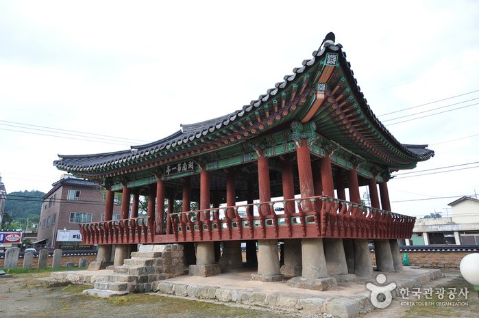 [Jeollabuk-do] Pihyangjeong Pavilion (정읍 피향정)