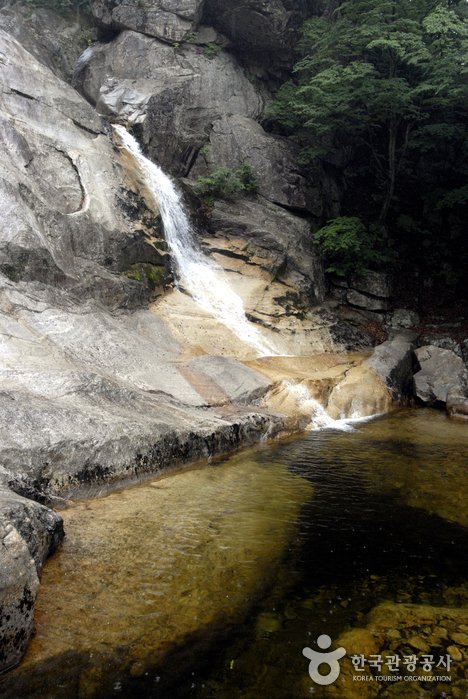 [Jeollabuk-do] Guryonggyegok Valley (구룡계곡)