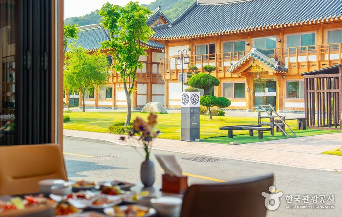 [Jeollabuk-do] Munjonggwan of the Royal Room (왕의지밀 문종관)