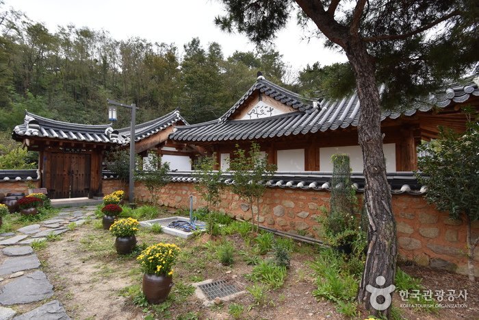 [Jeollabuk-do] Gochang-eup Sunghanok Village (고창읍성한옥마을)
