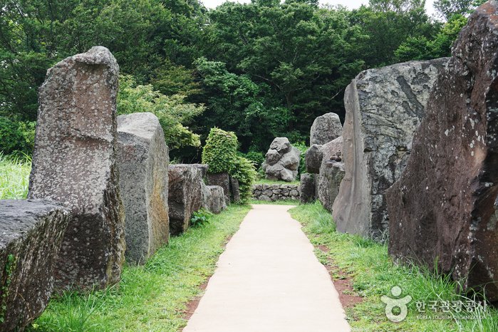 [Jeju] Jeju Stone Park (제주돌문화공원)