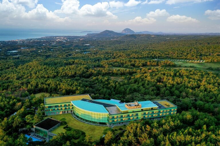 [Jeju] We Hotel (위(WE) 호텔)